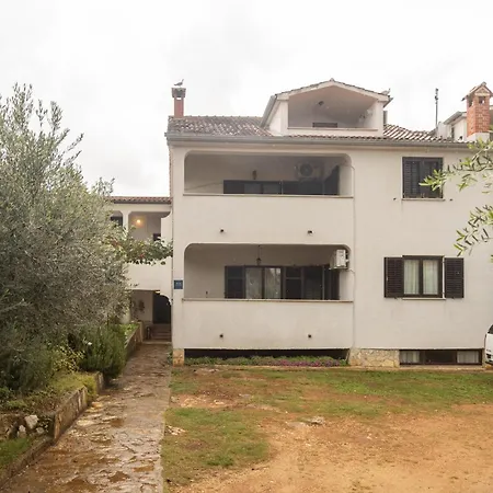 Beautiful In With Wifi Apartmán Poreč